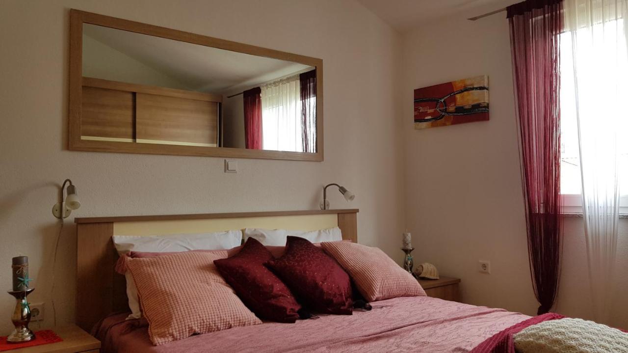 Apartmani Villa Lilliana Tribalj Kültér fotó