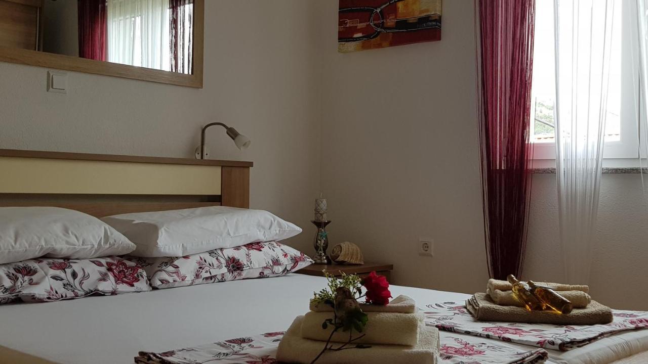 Apartmani Villa Lilliana Tribalj Kültér fotó