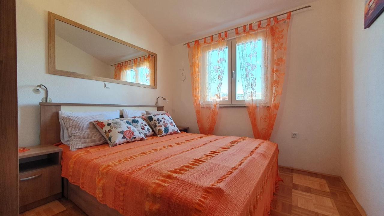 Apartmani Villa Lilliana Tribalj Kültér fotó