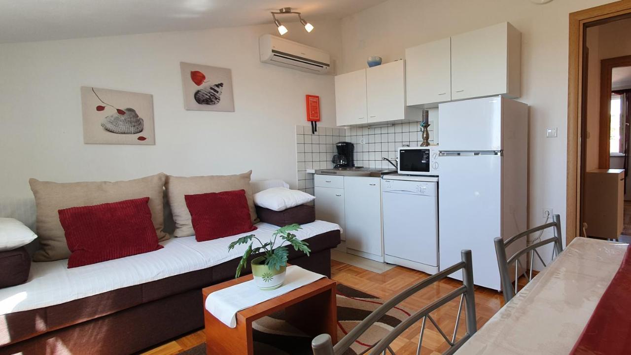 Apartmani Villa Lilliana Tribalj Kültér fotó