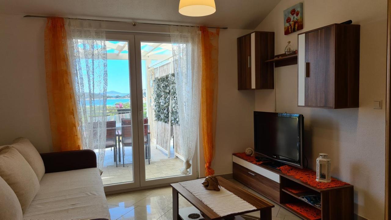 Apartmani Villa Lilliana Tribalj Kültér fotó