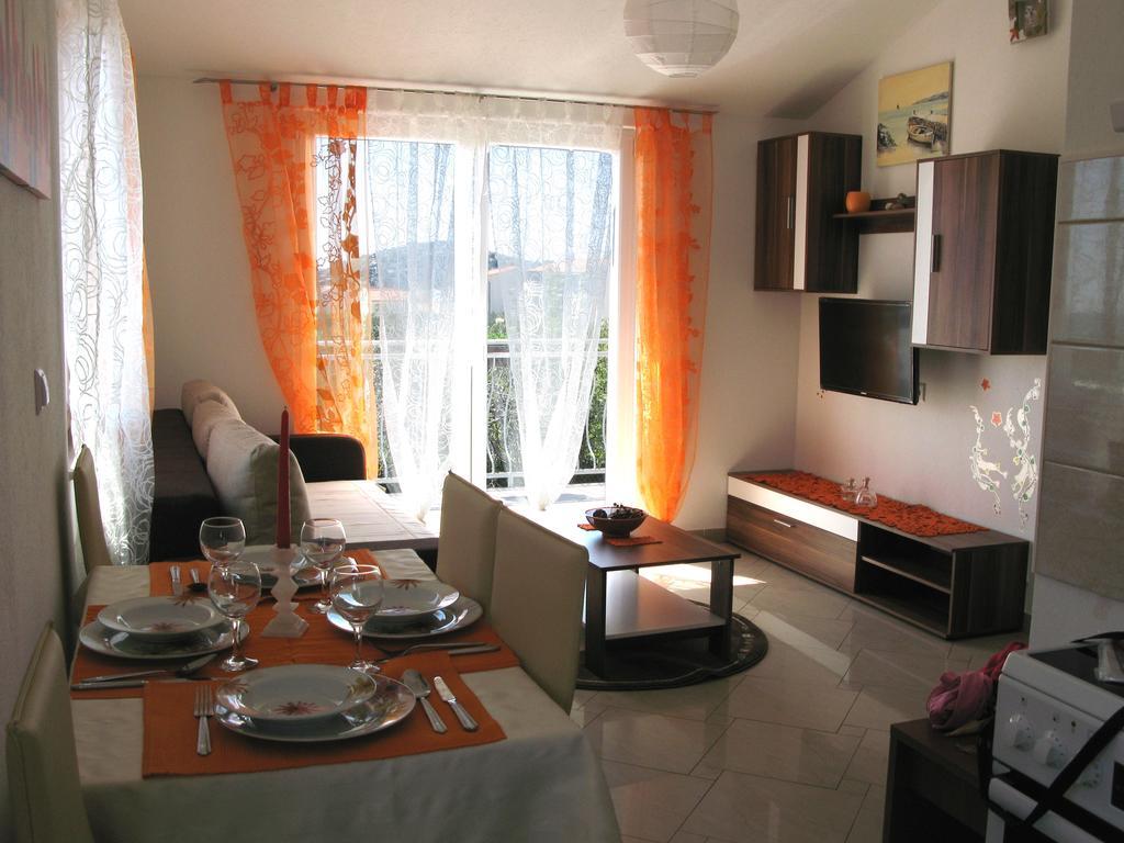 Apartmani Villa Lilliana Tribalj Kültér fotó